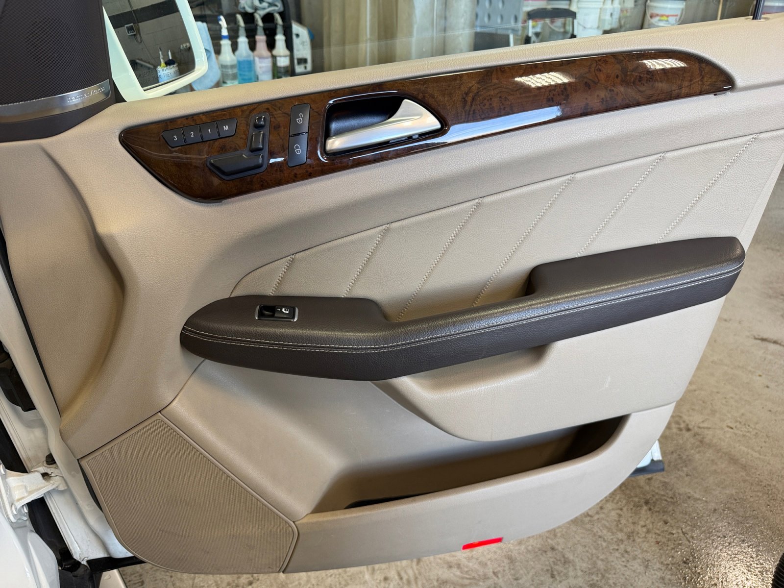 Certified 2015 Mercedes-Benz GL 450 4MATIC image 16