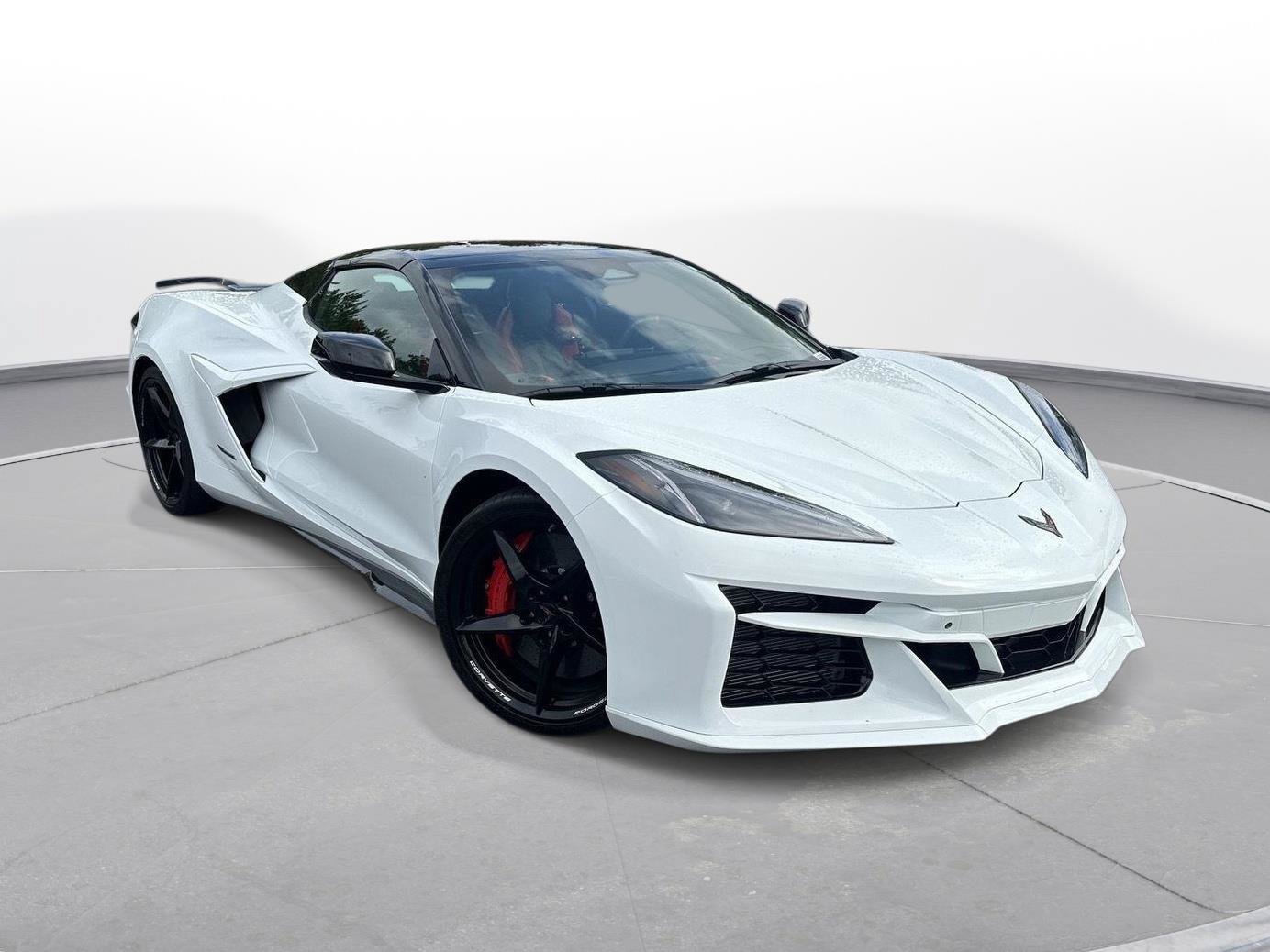 Used 2025 Chevrolet Corvette E-Ray AWD/4WD image 4