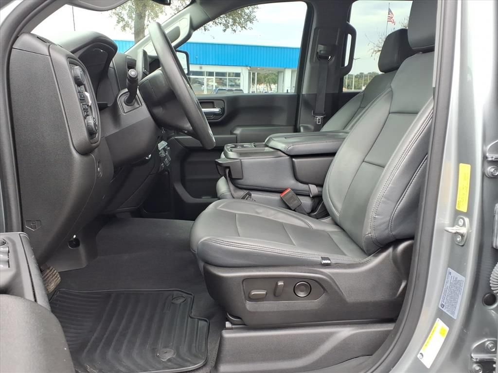 Used 2024 Chevrolet Silverado 2500 Custom w/ Custom Value Package AWD/4WD image 18