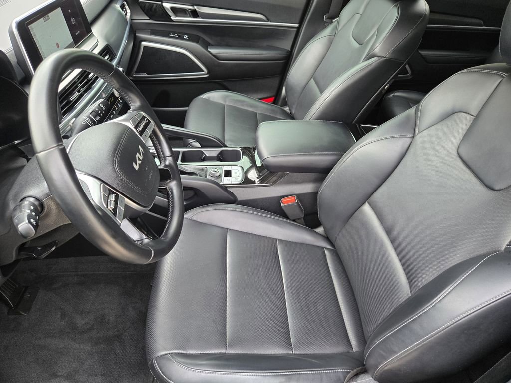Certified 2022 Kia Telluride LX image 18