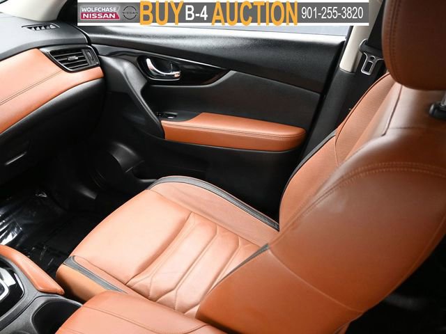 Used 2018 Nissan Rogue SL w/ Premium Package image 11