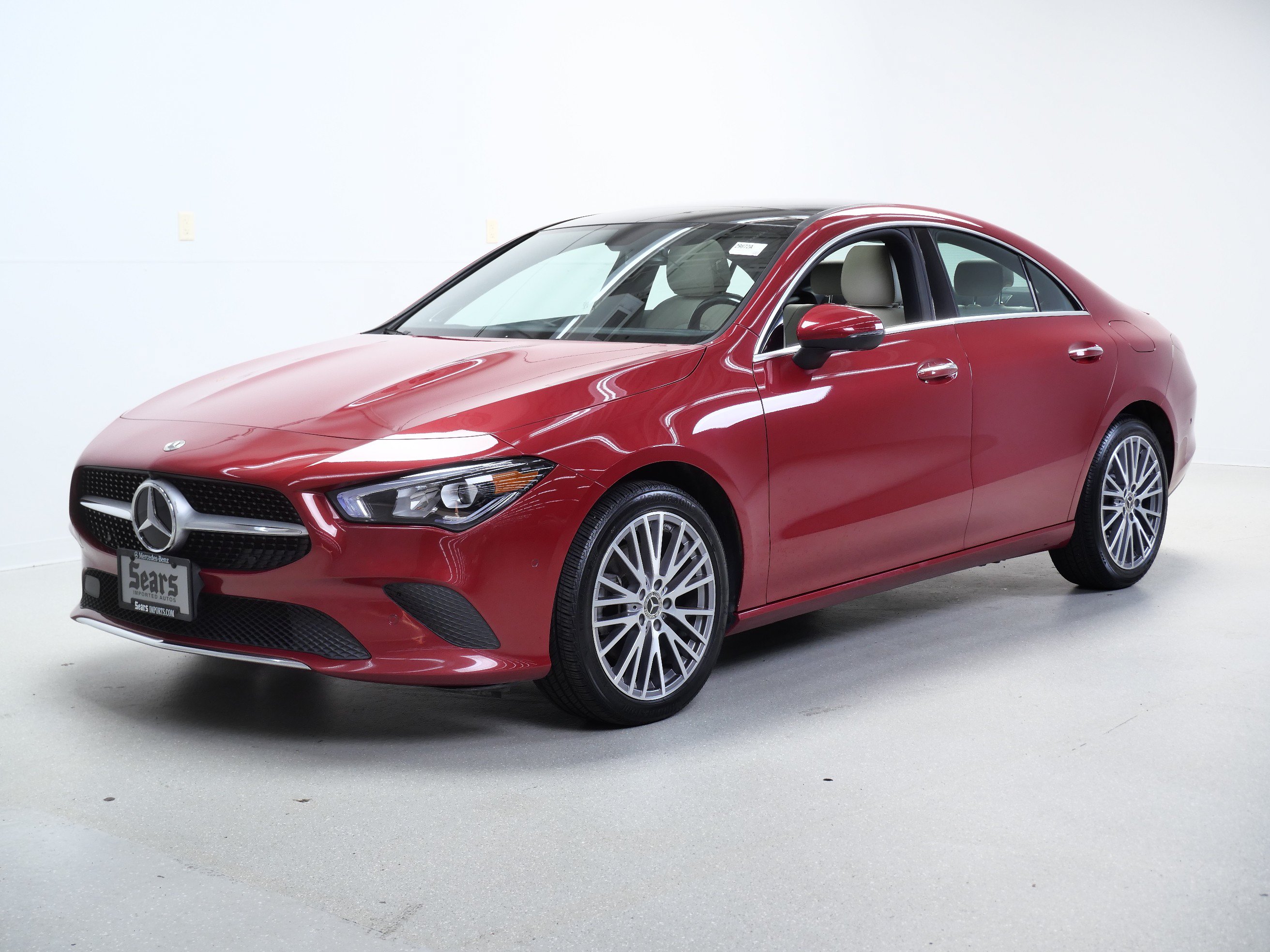 Used 2022 Mercedes-Benz CLA 250 4MATIC image 8