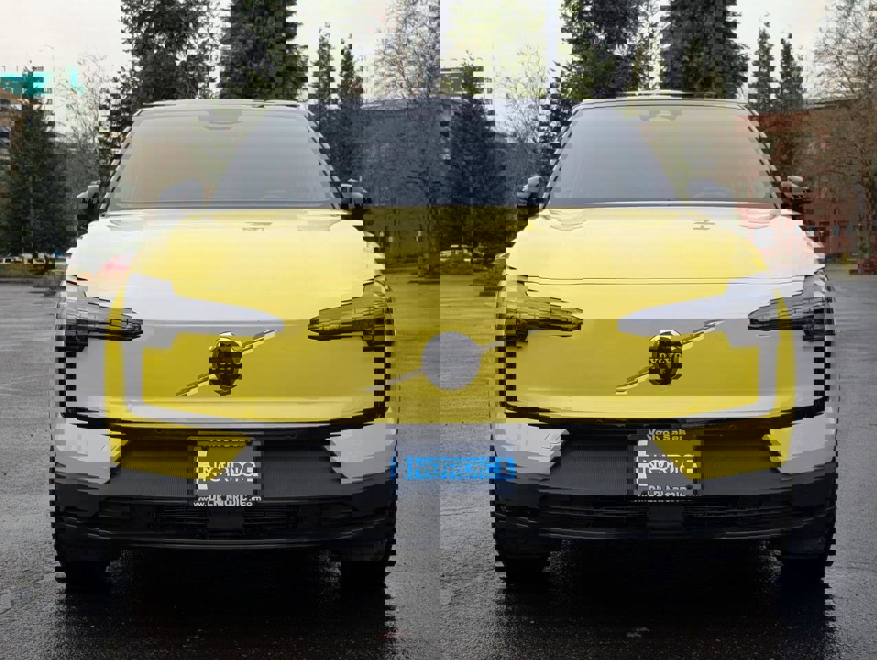 Used 2025 Volvo EX30 Ultra w/ Climate Package image 2