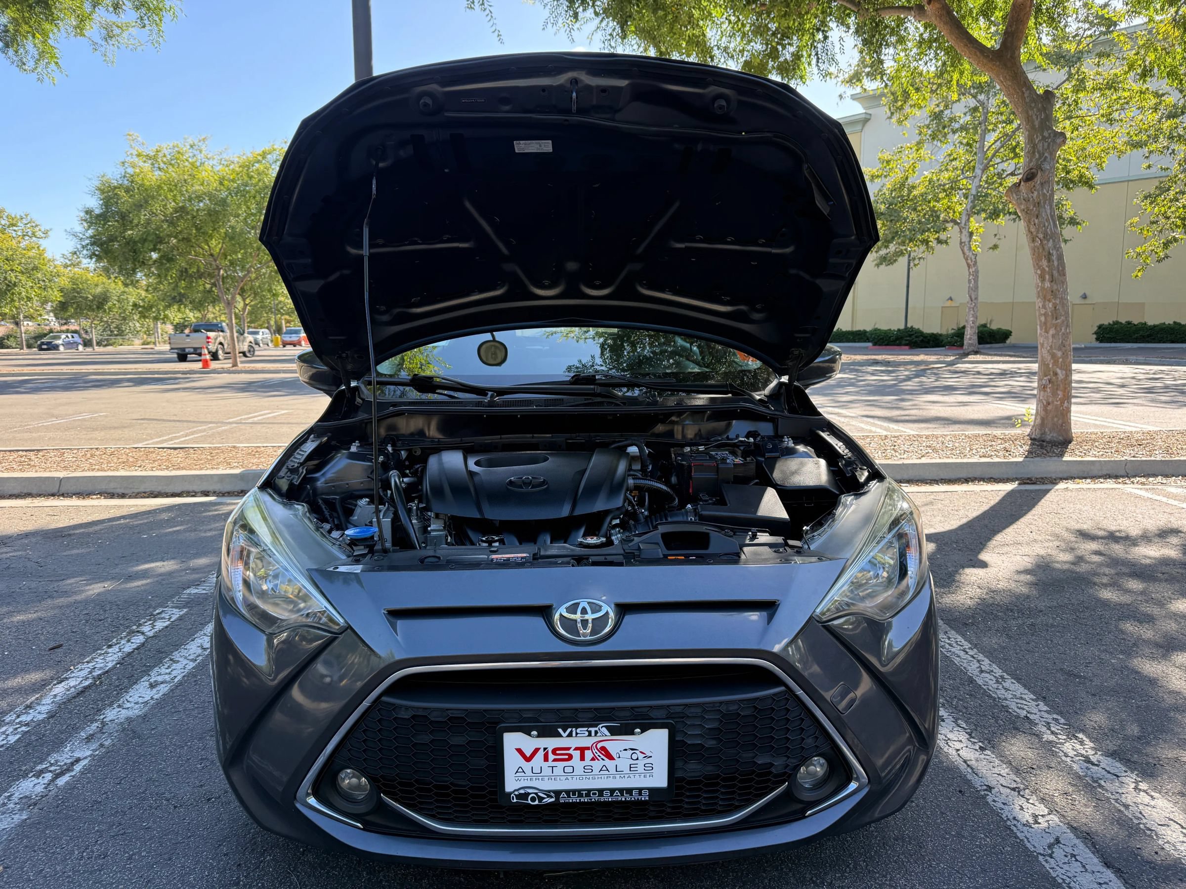 Used 2020 Toyota Yaris LE FWD image 38