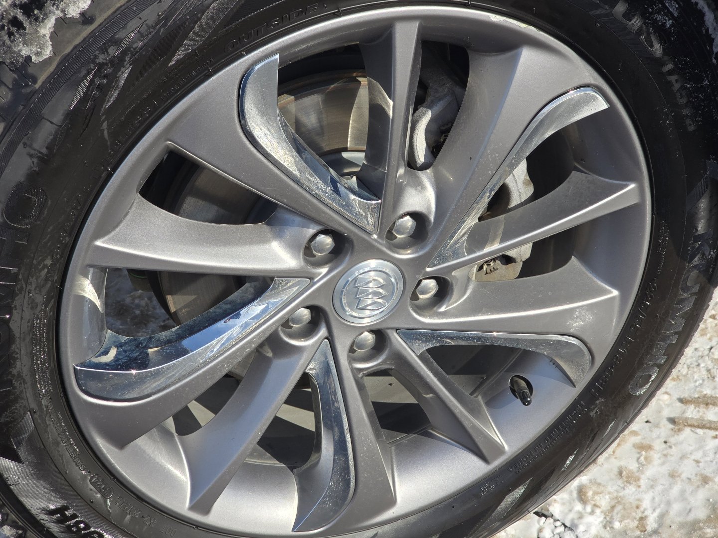 Used 2023 Buick Encore GX Essence w/ Advanced Technology Package image 20