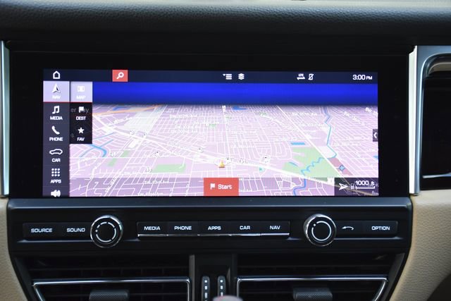 Used 2019 Porsche Macan AWD/4WD image 16