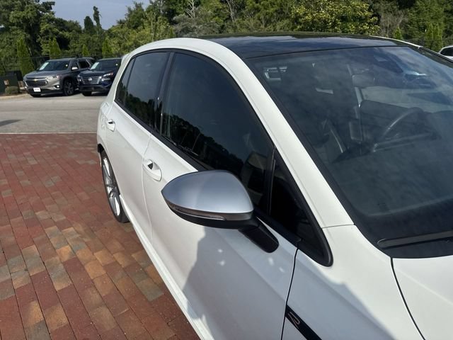 Used 2024 Volkswagen Golf R AWD/4WD image 18