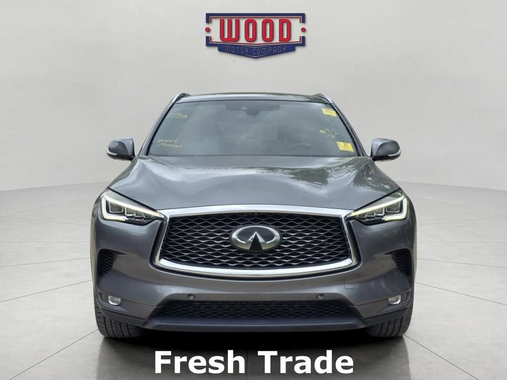 Used 2019 INFINITI QX50 Essential w/ Sensory Package AWD/4WD image 2