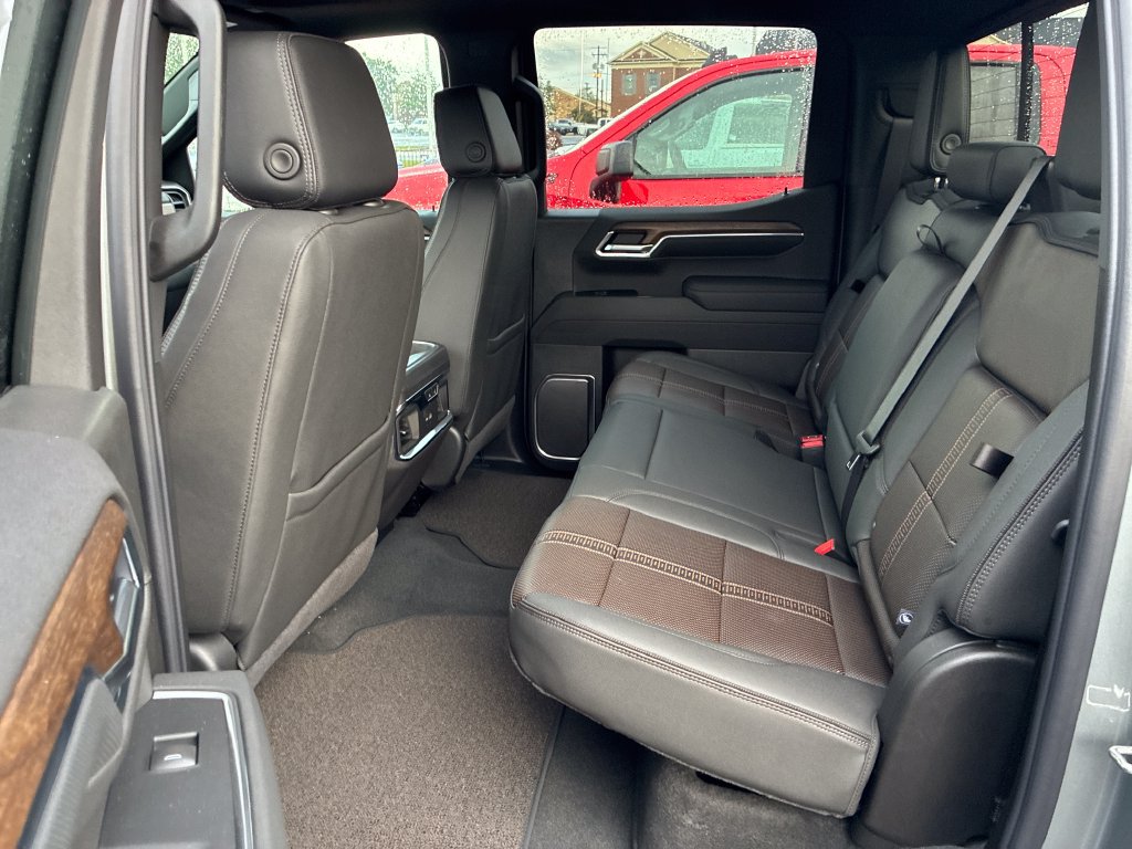 New 2026 Chevrolet Silverado 1500 High Country w/ Technology Package AWD/4WD image 20