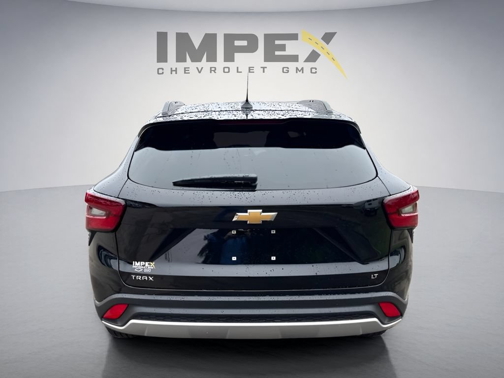 New 2026 Chevrolet Trax LT FWD image 4