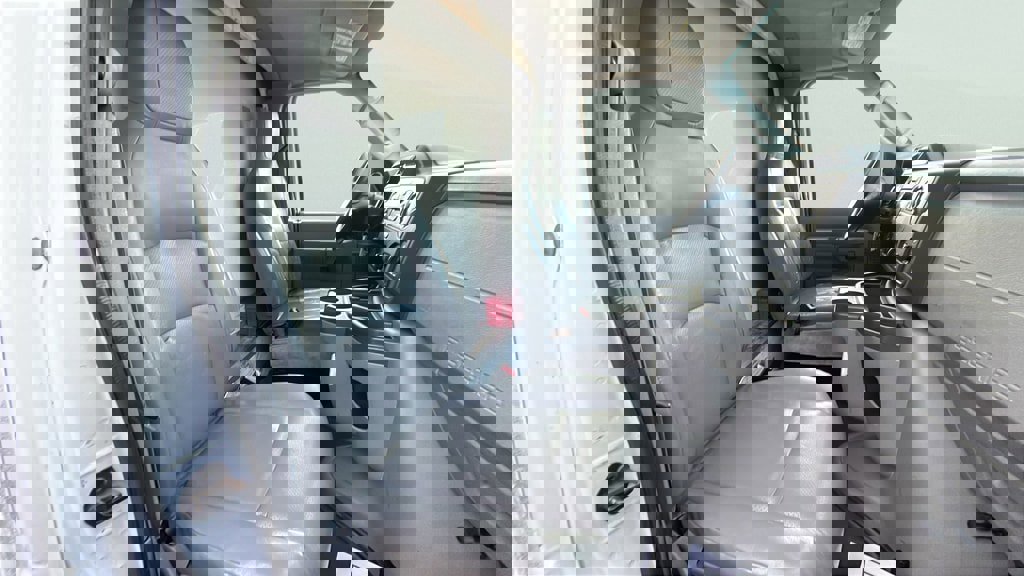 Used 2015 Ford E-350 and Econoline 350 Super Duty image 18