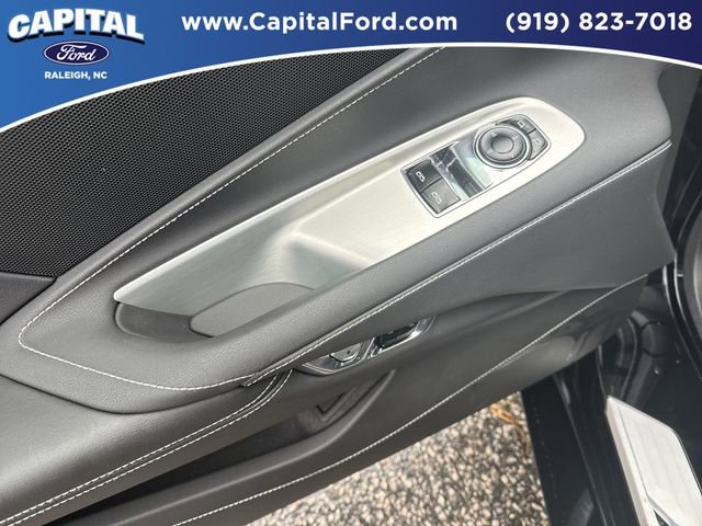 Used 2025 Chevrolet Corvette Stingray image 19