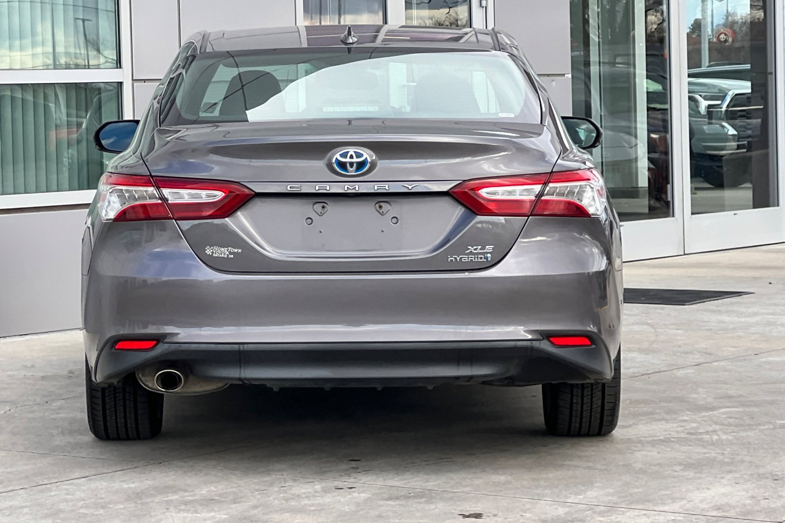 Certified 2020 Toyota Camry XLE w/ Sunroof Package image 5