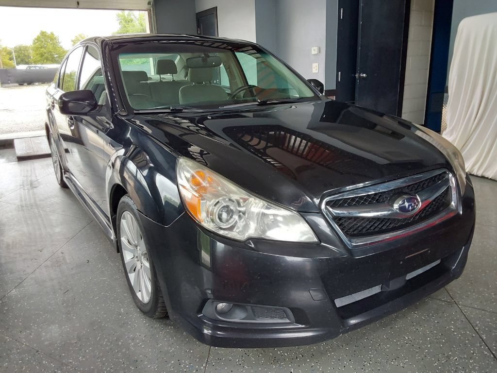Used 2011 Subaru Legacy 3.6R Premium w/ Appearance Package 1G AWD/4WD image 7