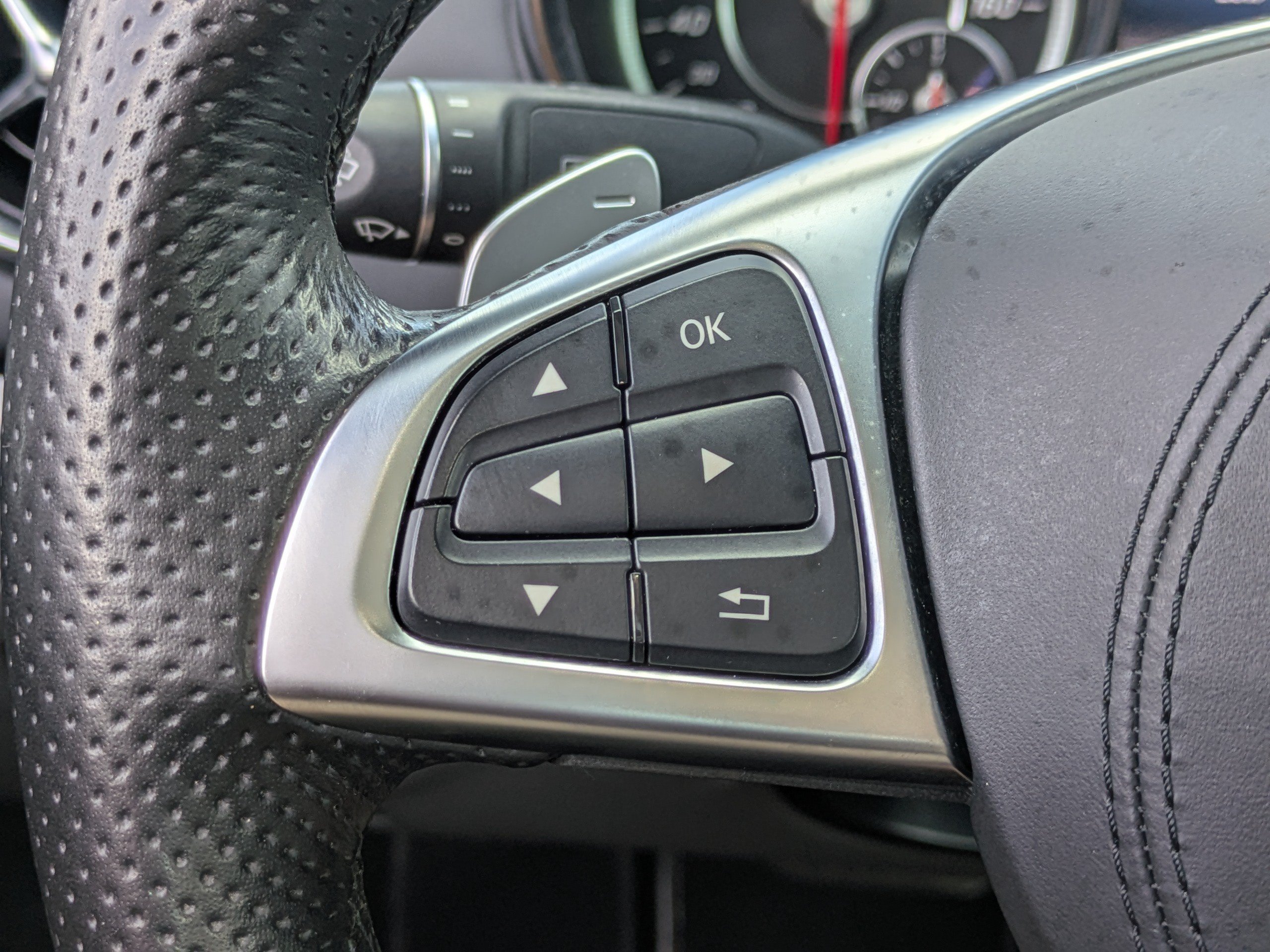 Used 2020 Mercedes-Benz SL 450 image 22