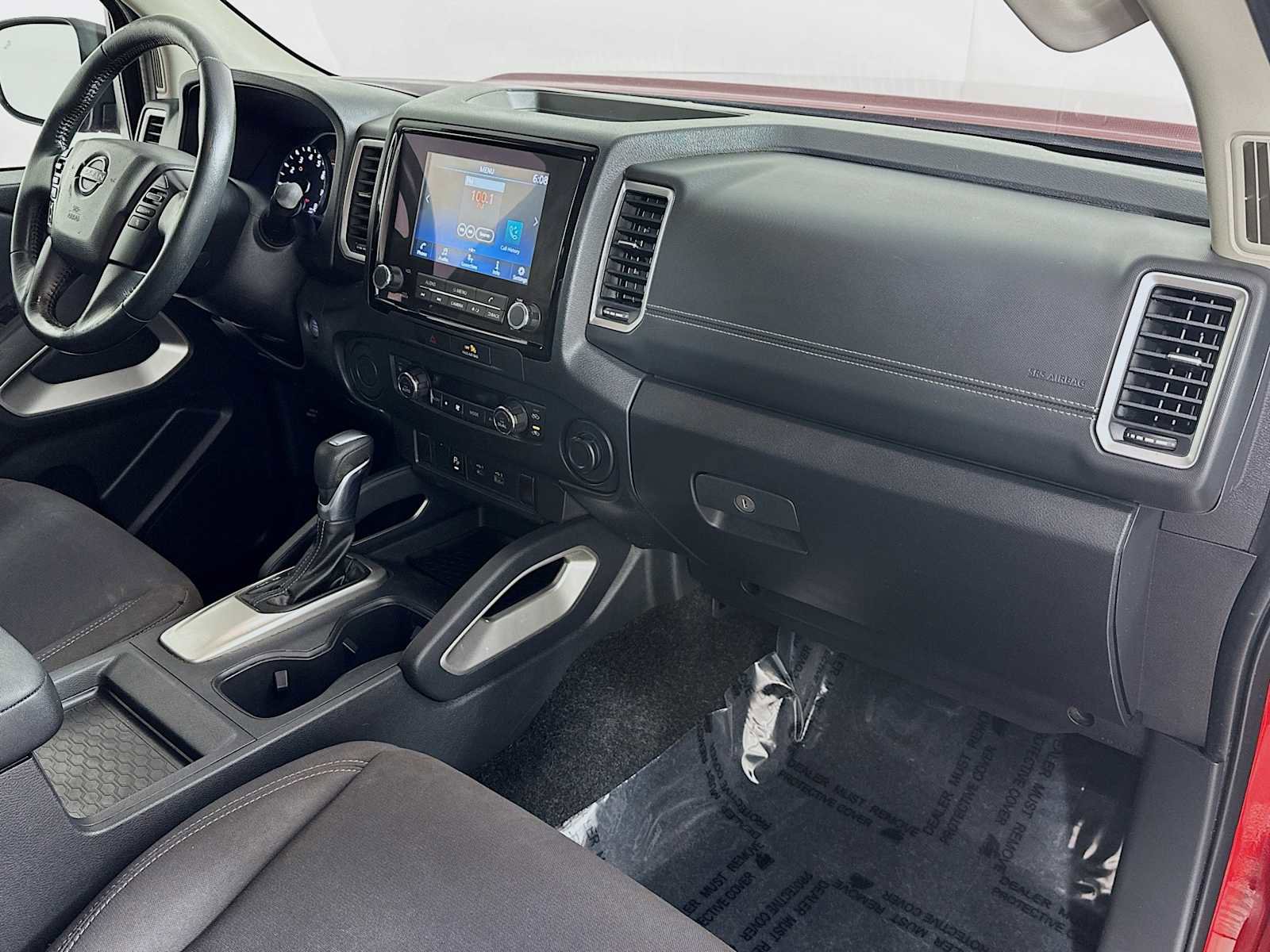 Used 2022 Nissan Frontier SV w/ Technology Package RWD image 25