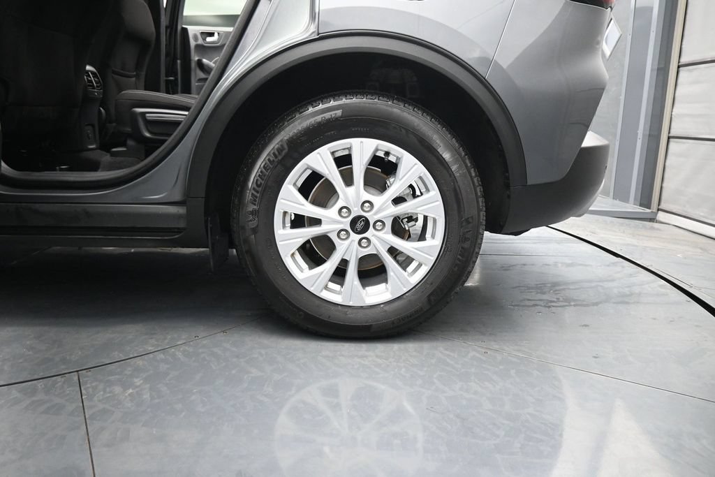 Used 2023 Ford Escape Active w/ Tech Pack #2 FWD image 20