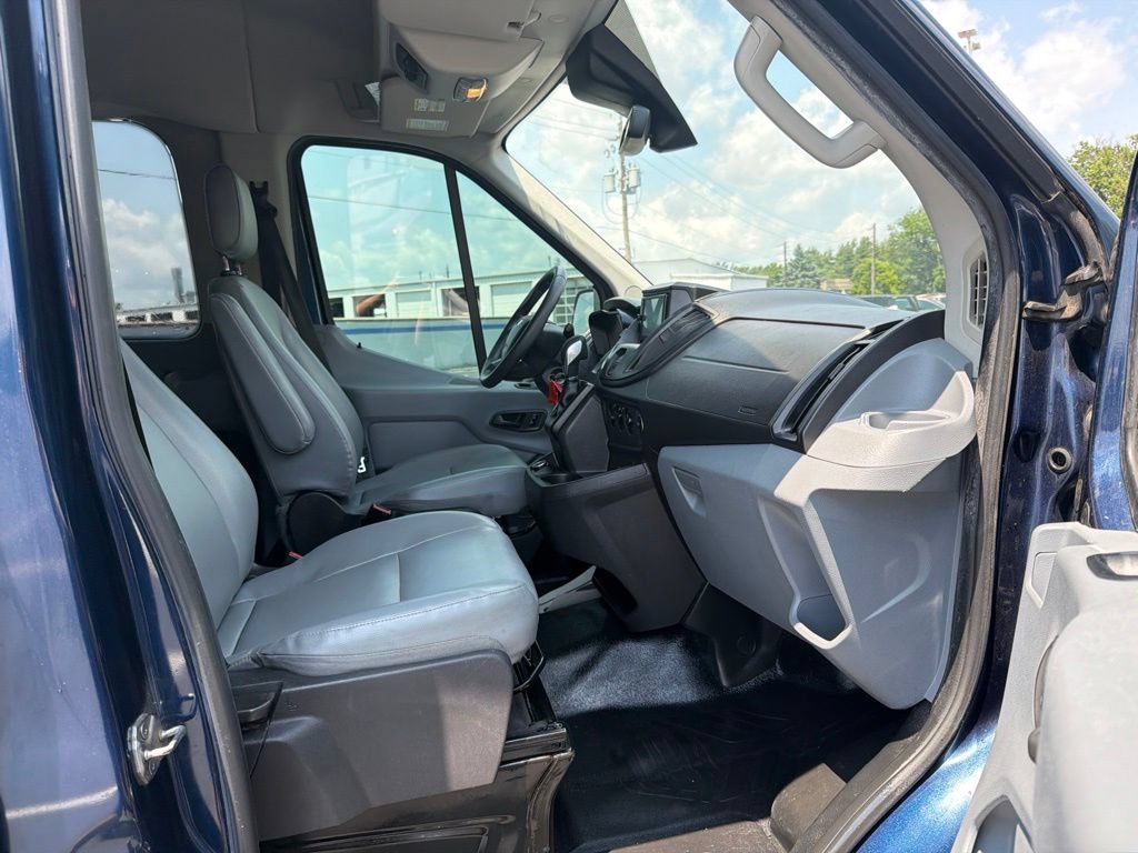 Used 2017 Ford Transit 350 XL RWD image 21
