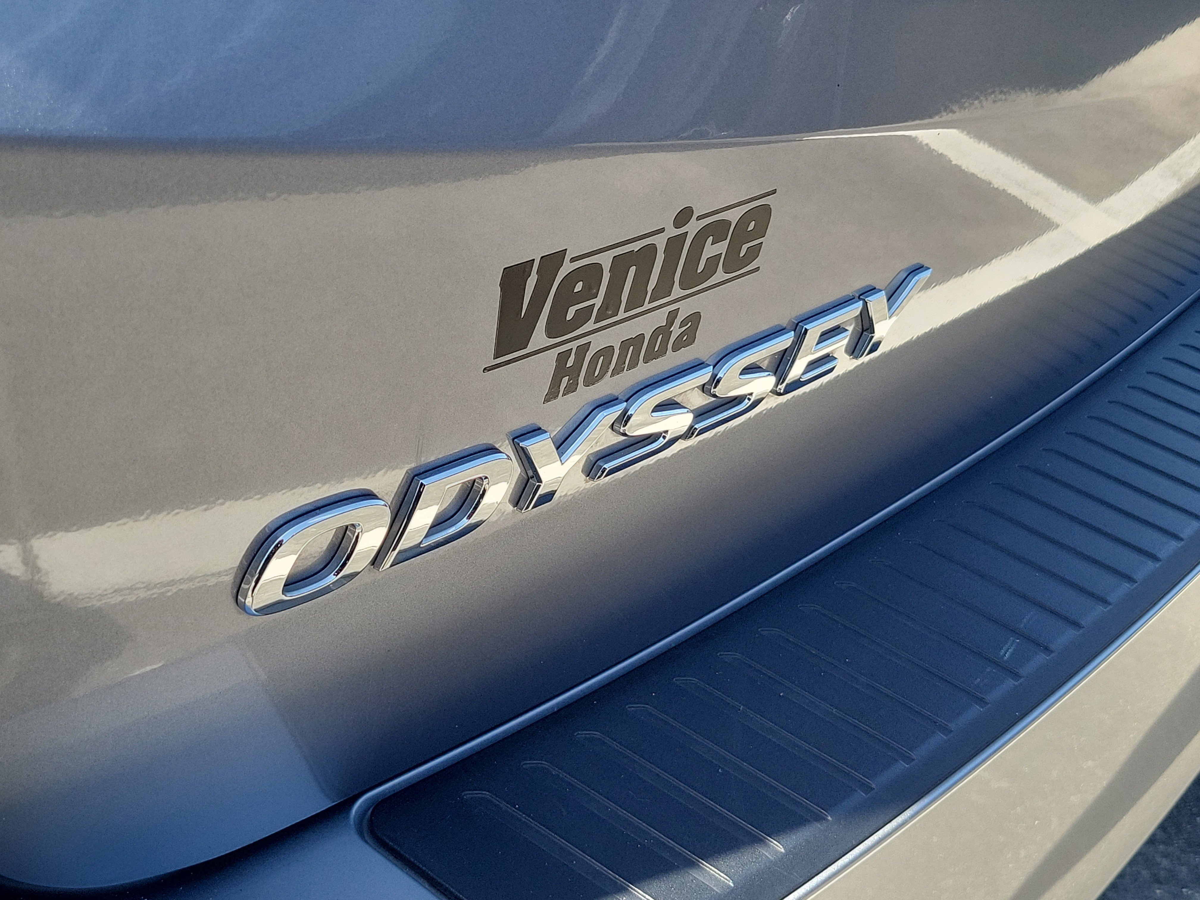 Certified 2023 Honda Odyssey EX-L image 10