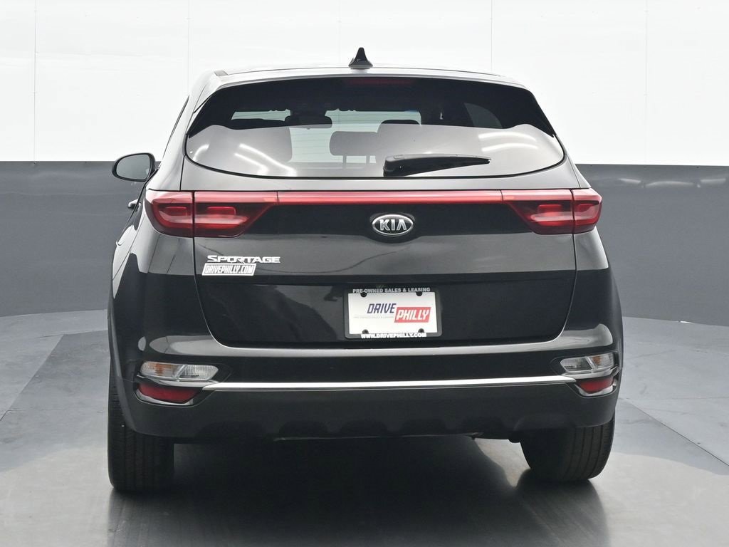 Used 2020 Kia Sportage LX image 5