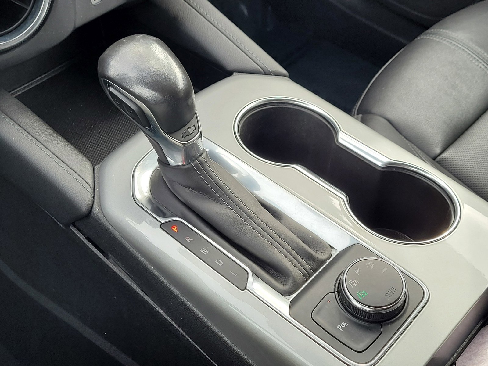 Used 2019 Chevrolet Blazer LT w/ Sun and Wheels Package image 25