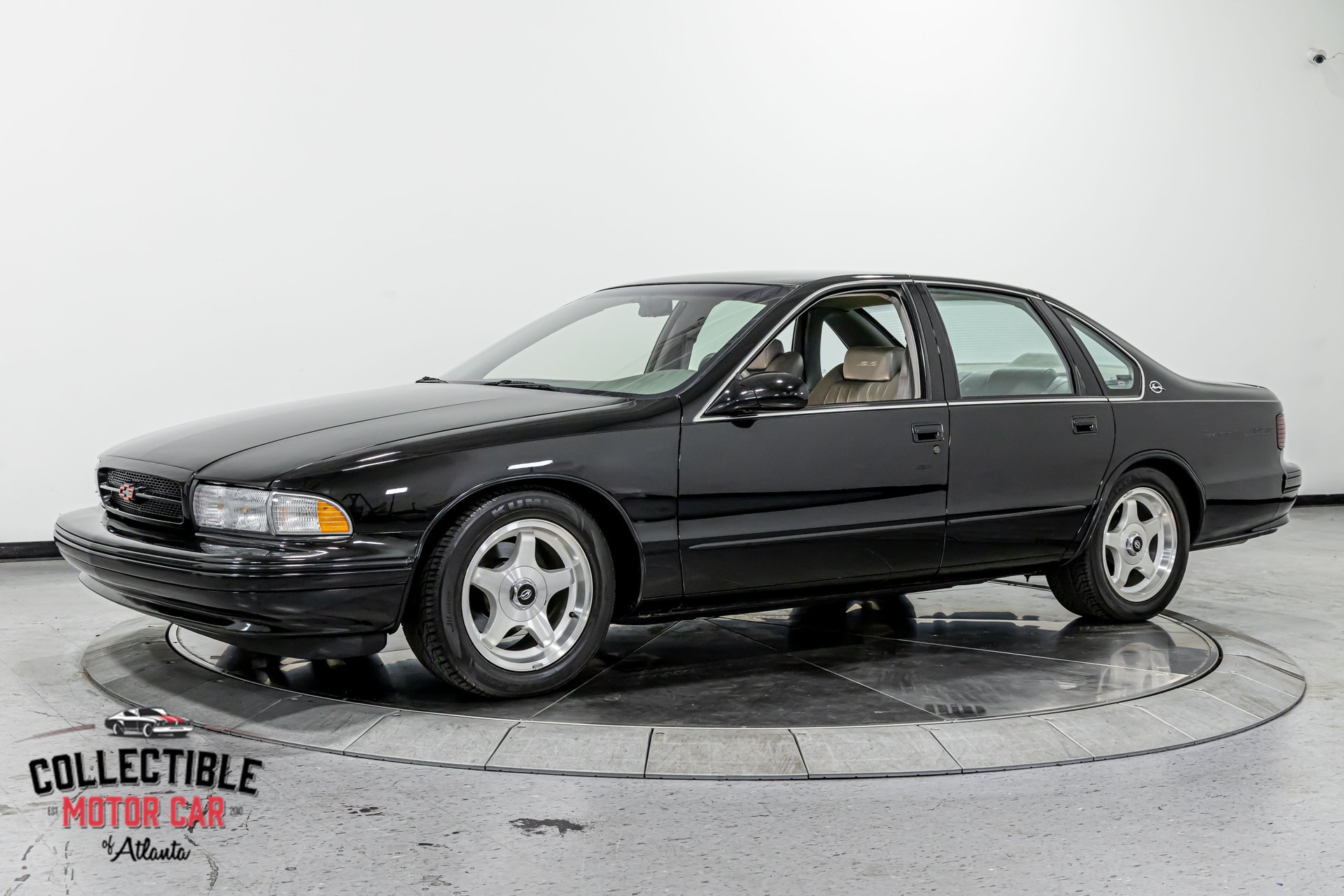 Used 1996 Chevrolet Impala SS RWD image 12