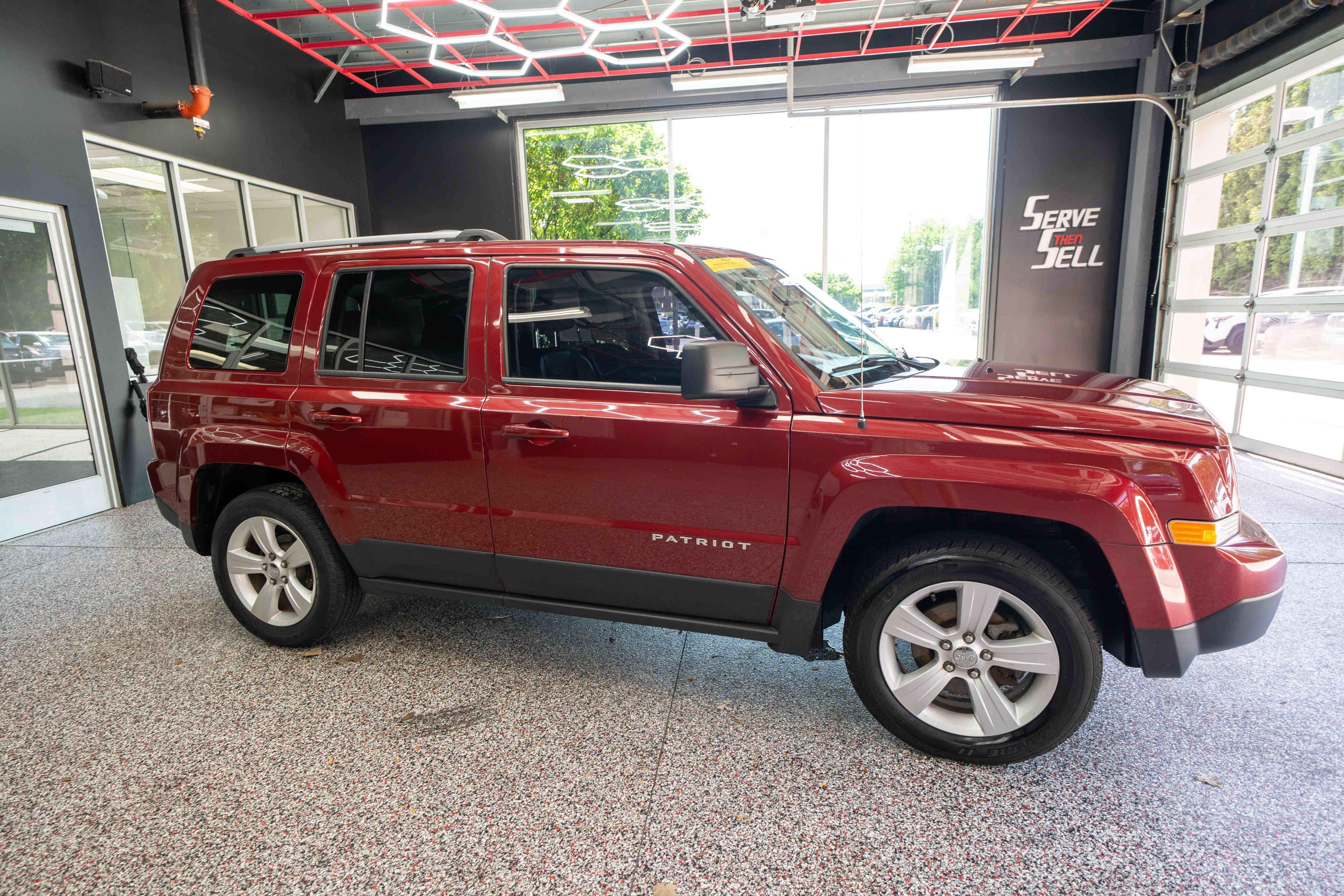 Used 2014 Jeep Patriot Limited FWD image 5