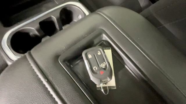 Used 2022 Chevrolet Silverado 1500 LT Trail Boss AWD/4WD image 27
