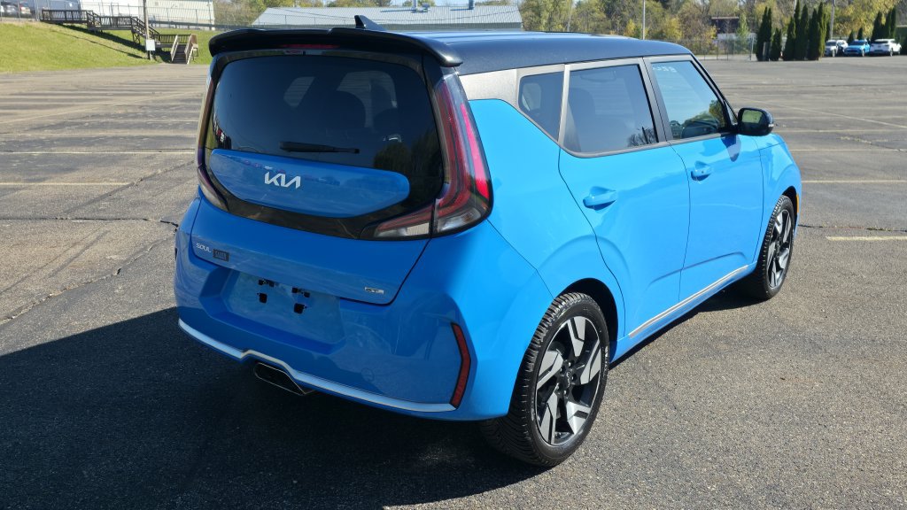 Used 2023 Kia Soul GT-Line FWD image 12