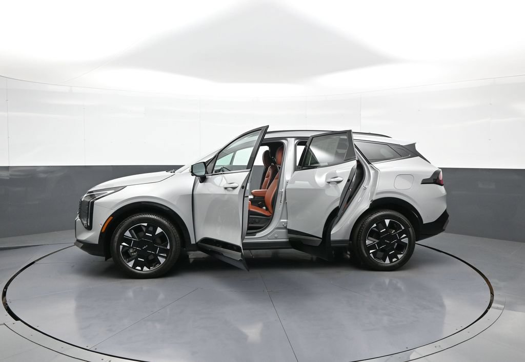 Certified 2026 Kia Sportage SX AWD/4WD image 44