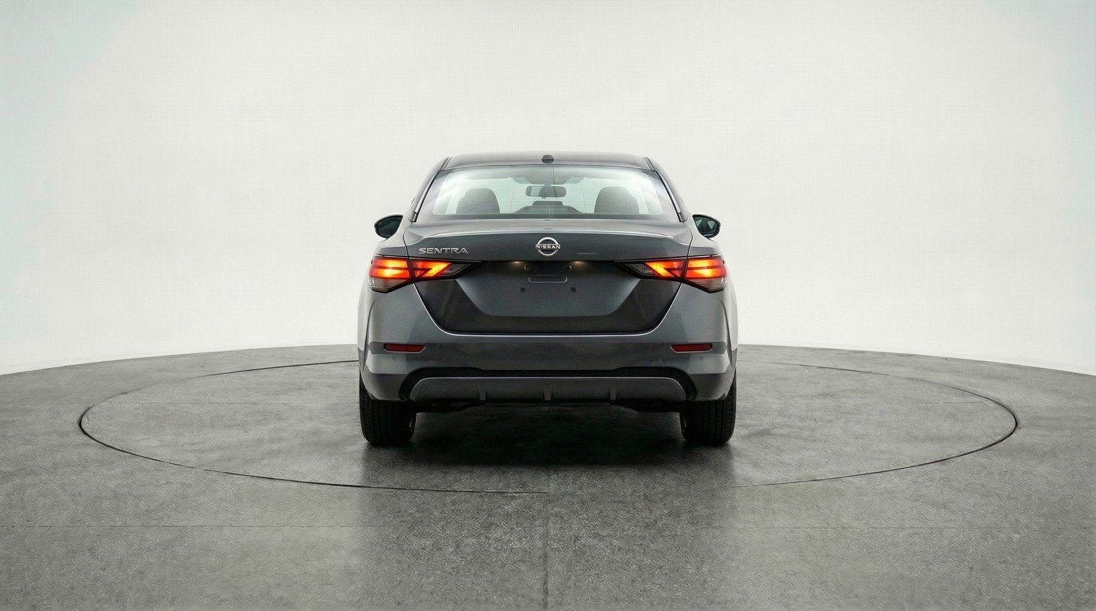 Used 2025 Nissan Sentra SV FWD image 7