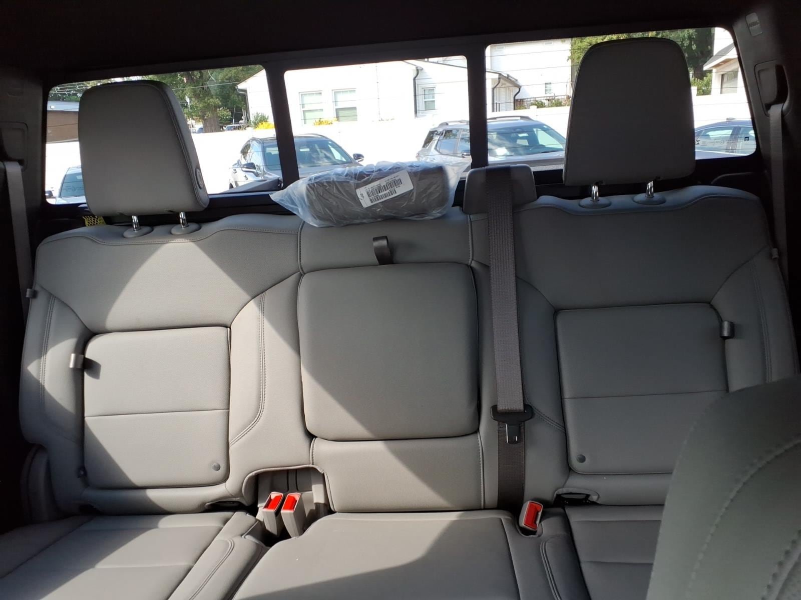 New 2026 Chevrolet Silverado 2500 LTZ w/ LTZ Premium Package AWD/4WD image 23