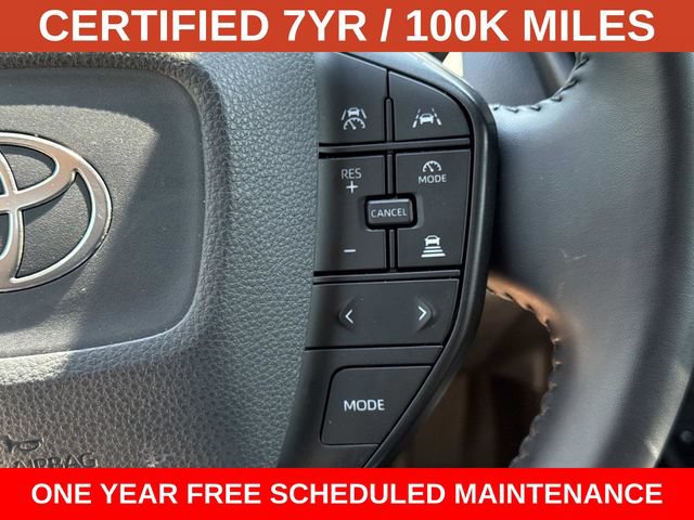 Used 2025 Toyota Prius LE FWD image 23