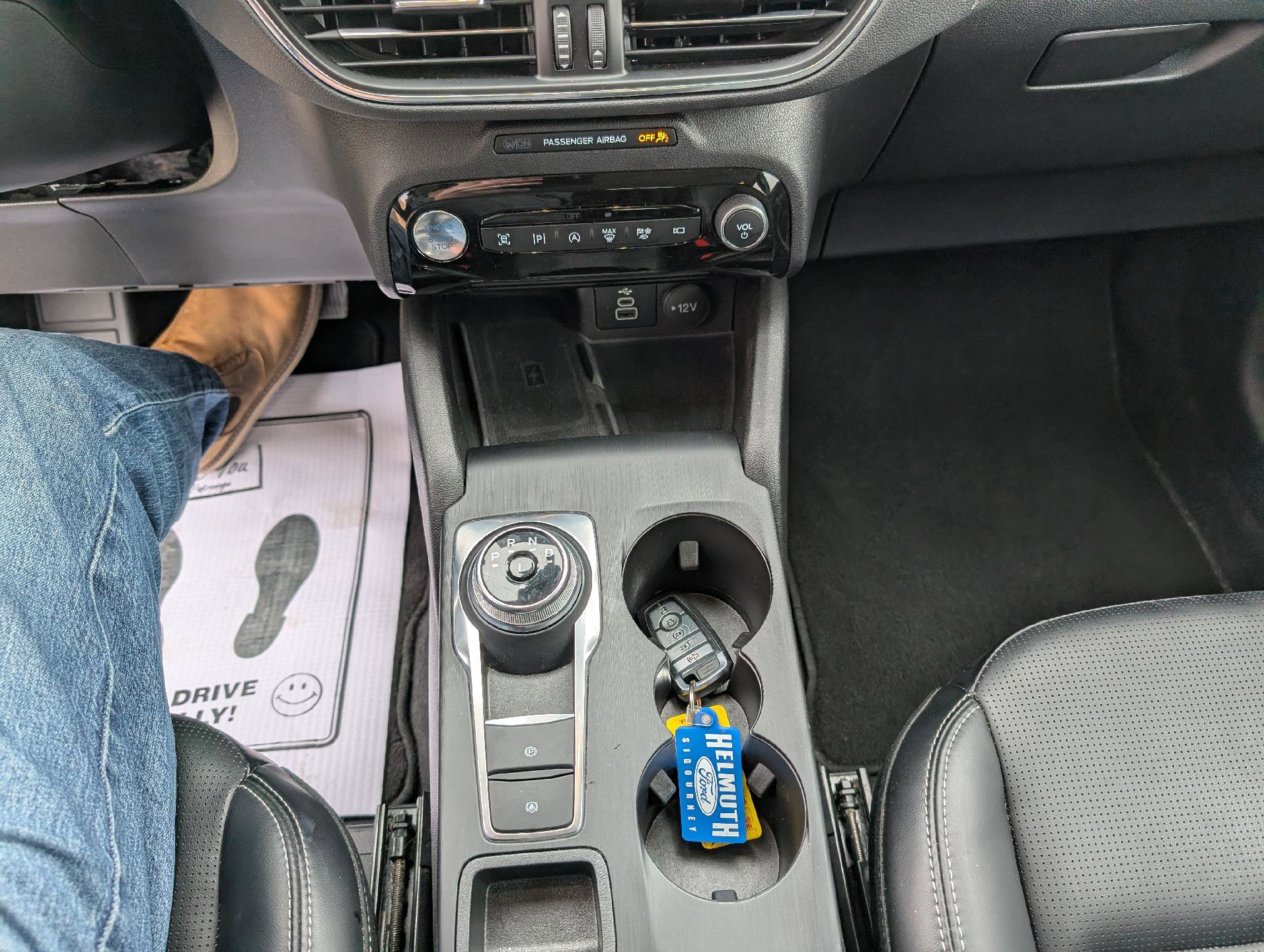 Used 2024 Ford Escape Platinum image 26