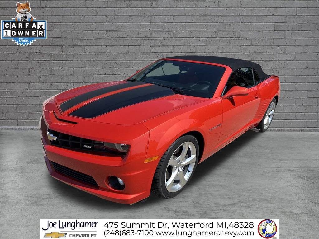 Used 2013 Chevrolet Camaro SS RWD image 8