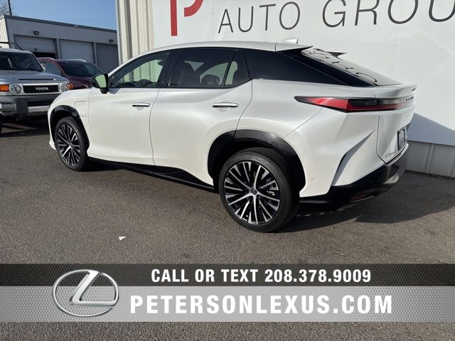 Used 2023 Lexus RZ 450e Premium image 5