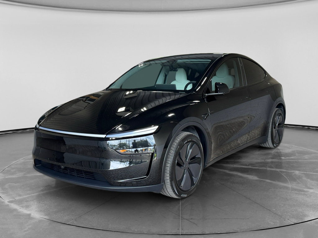 Used 2026 Tesla Model Y Long Range AWD/4WD image 1
