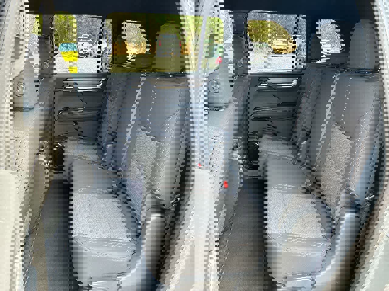 New 2026 GMC Acadia Elevation image 25