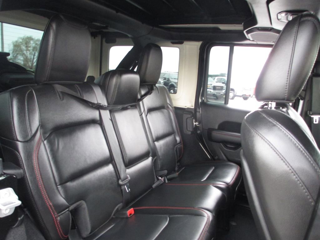 Used 2021 Jeep Wrangler Unlimited Rubicon w/ Xtreme Recon 35" Tire Package image 25