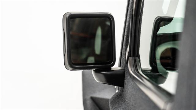 Used 2025 Jeep Gladiator Sport AWD/4WD image 27