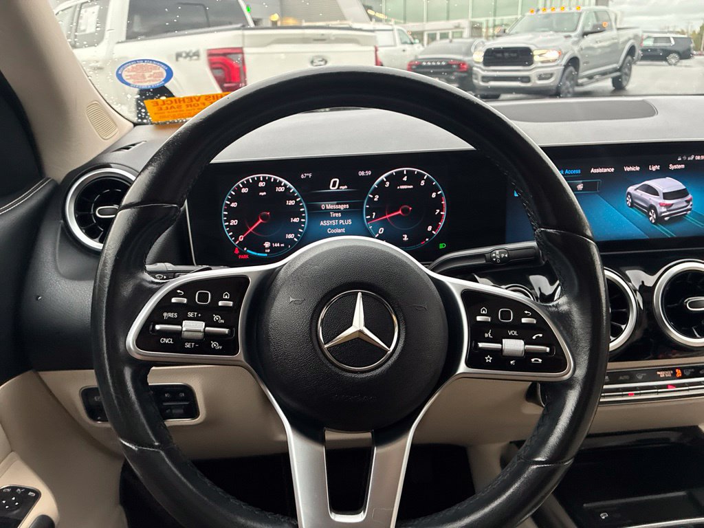 Used 2021 Mercedes-Benz GLA 250 4MATIC image 16