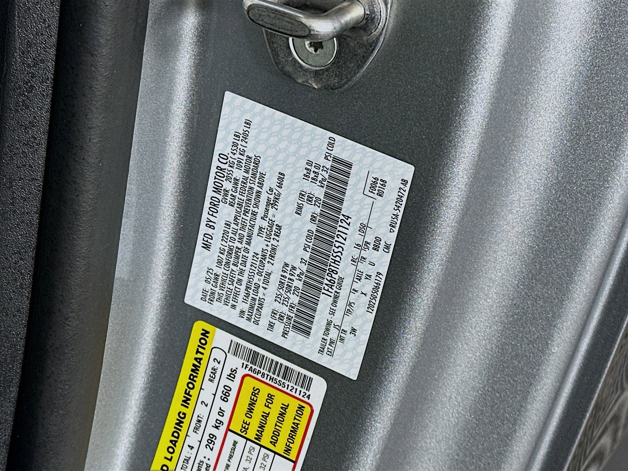 Used 2025 Ford Mustang Premium RWD image 12
