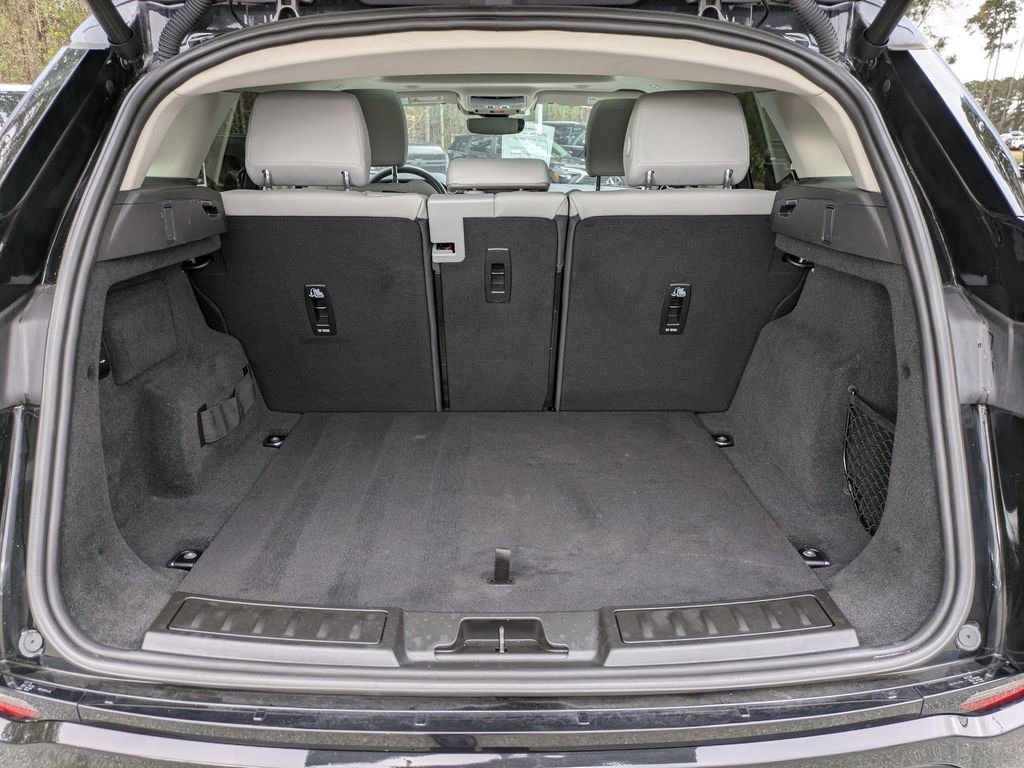 Used 2024 Land Rover Range Rover Evoque S image 13