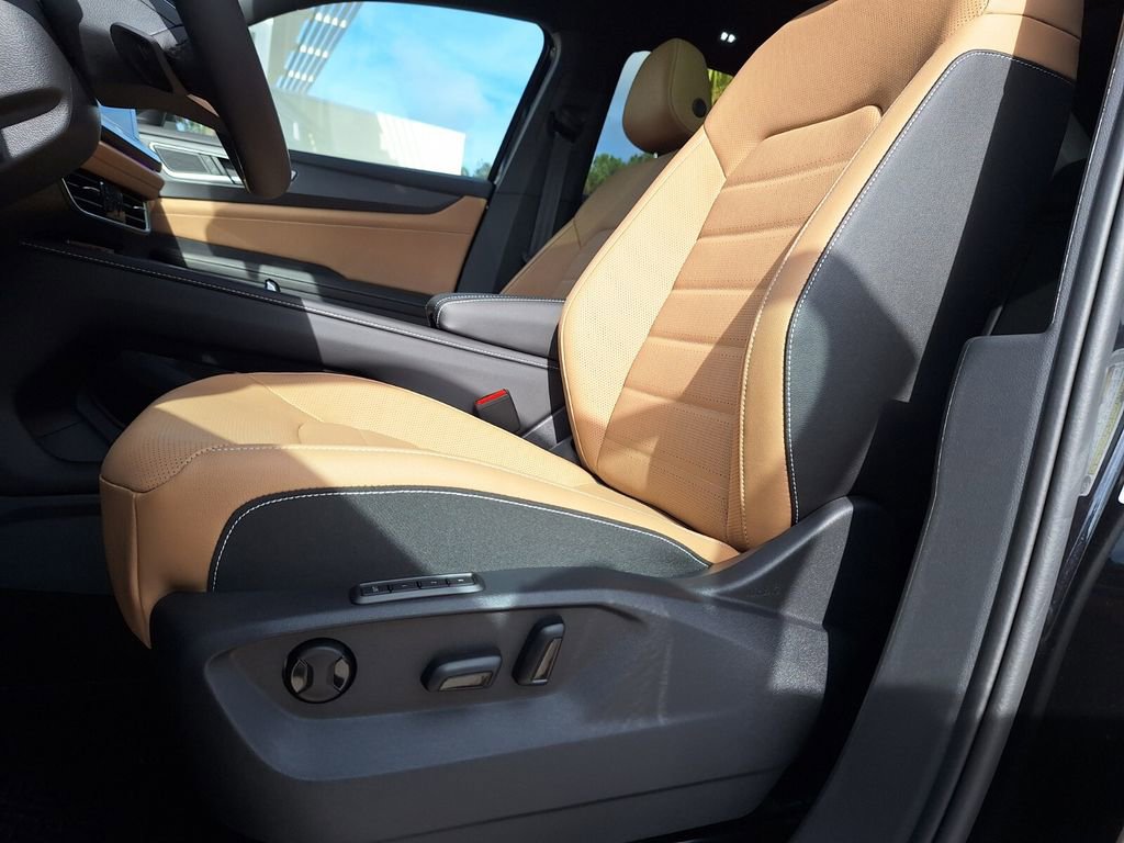 New 2026 Volkswagen Atlas Cross Sport SEL R-Line image 10