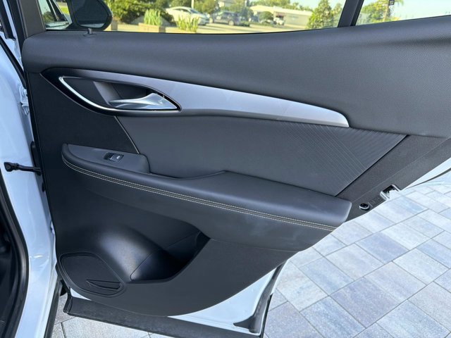 Used 2025 Buick Envision Sport Touring image 21