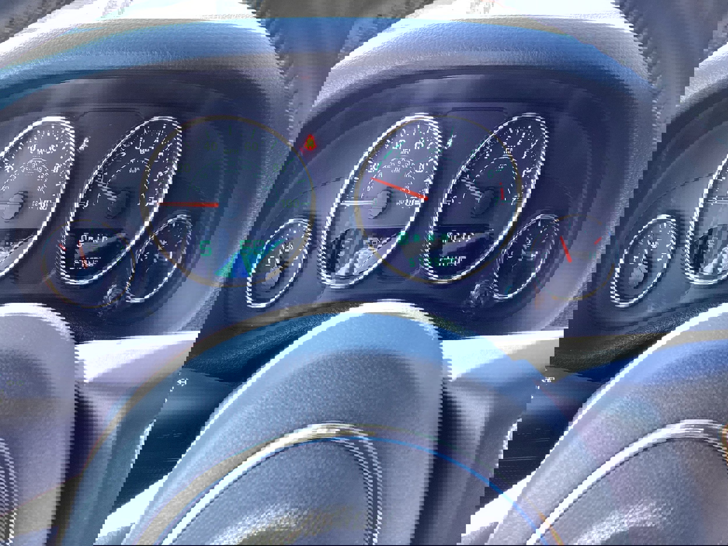 Used 2018 Jeep Wrangler Rubicon w/ Power Convenience Group image 17