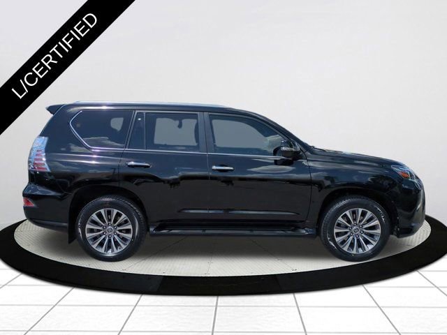 Used 2022 Lexus GX 460 Luxury w/ Accessory Package AWD/4WD image 3