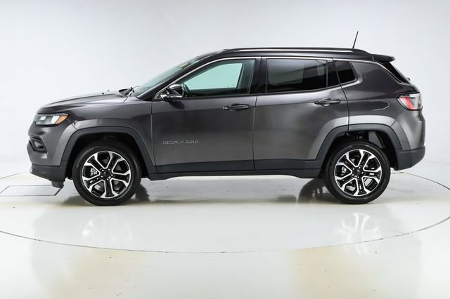 Used 2022 Jeep Compass Limited AWD/4WD image 2