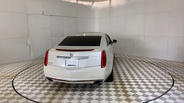 Used 2014 Cadillac XTS Premium w/ Driver Assist Package FWD image 2