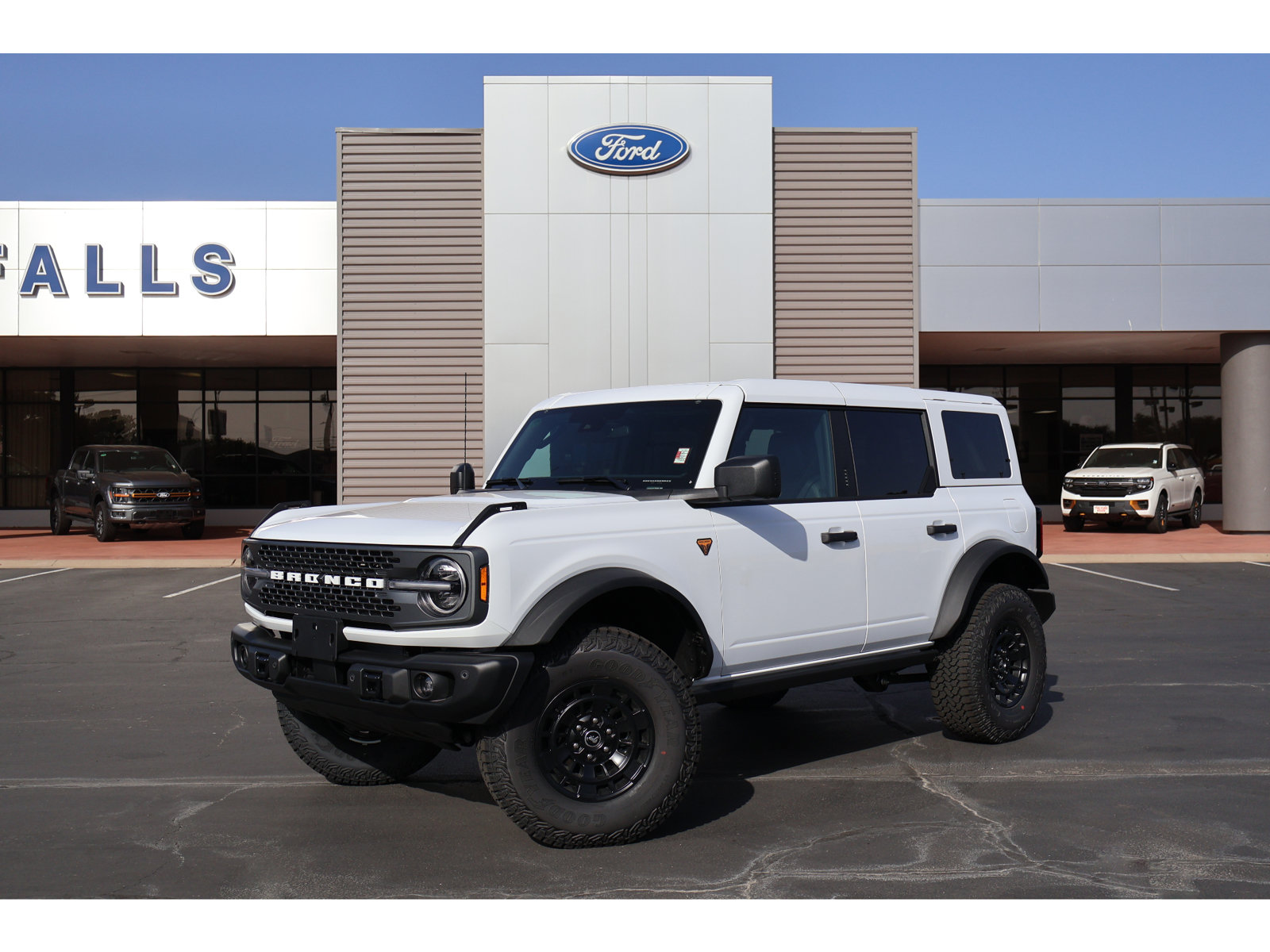 New 2026 Ford Bronco Badlands